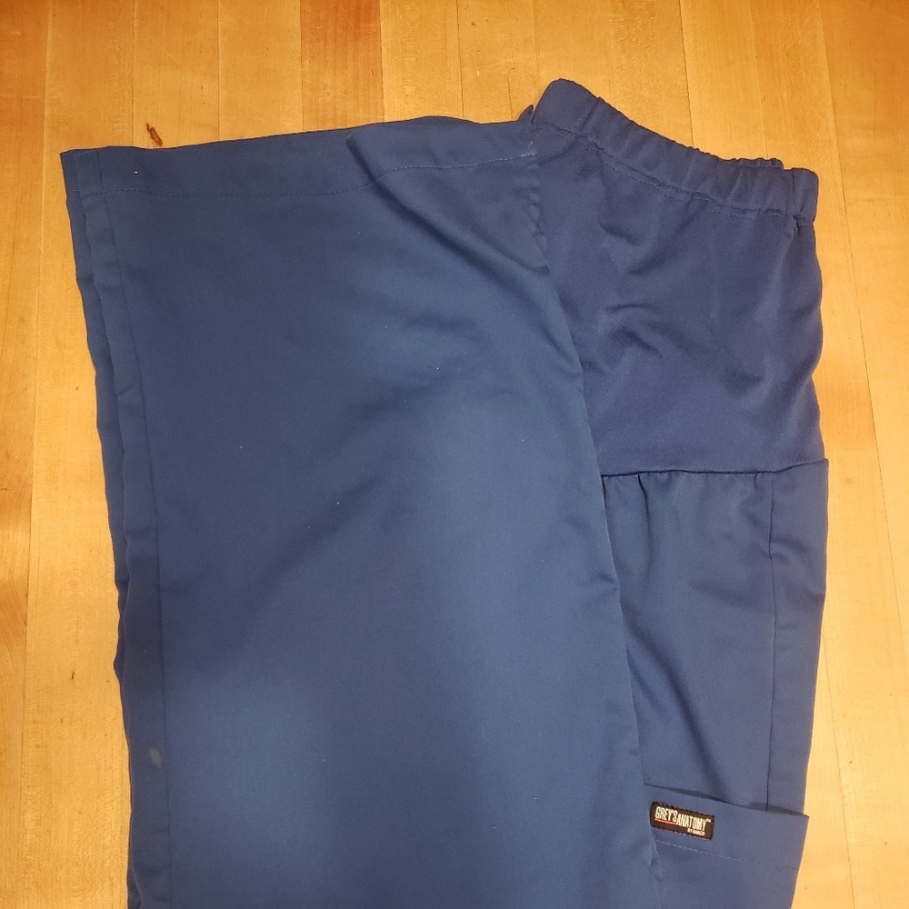 Greys anatomy maternity scrubs